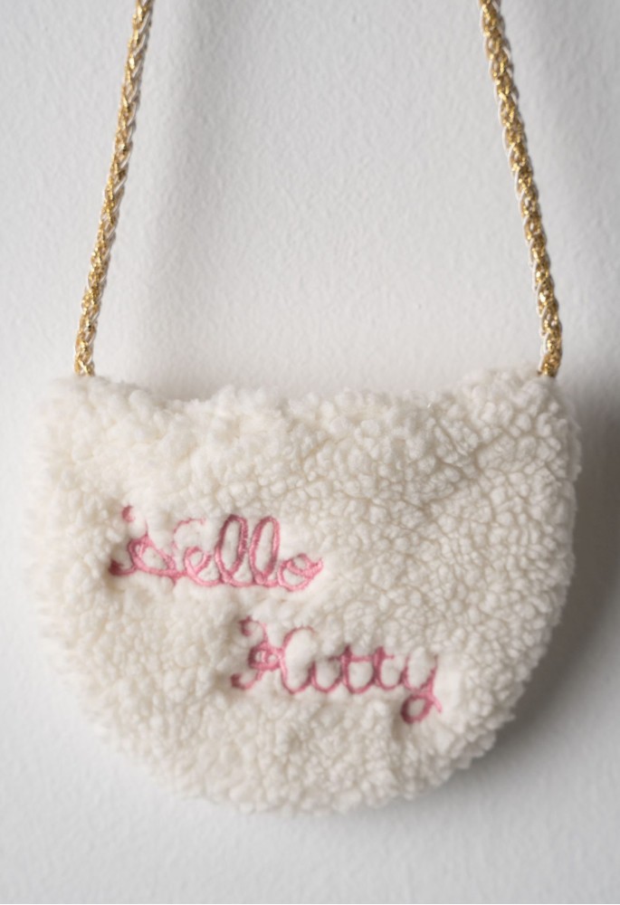 Hello Kitty Μπλουζάκι Allover Φούτερ ΗΚ-7281 Μπεζ Hello Kitty Μπλουζάκι Allover Φούτερ ΗΚ-7281 Μπεζ