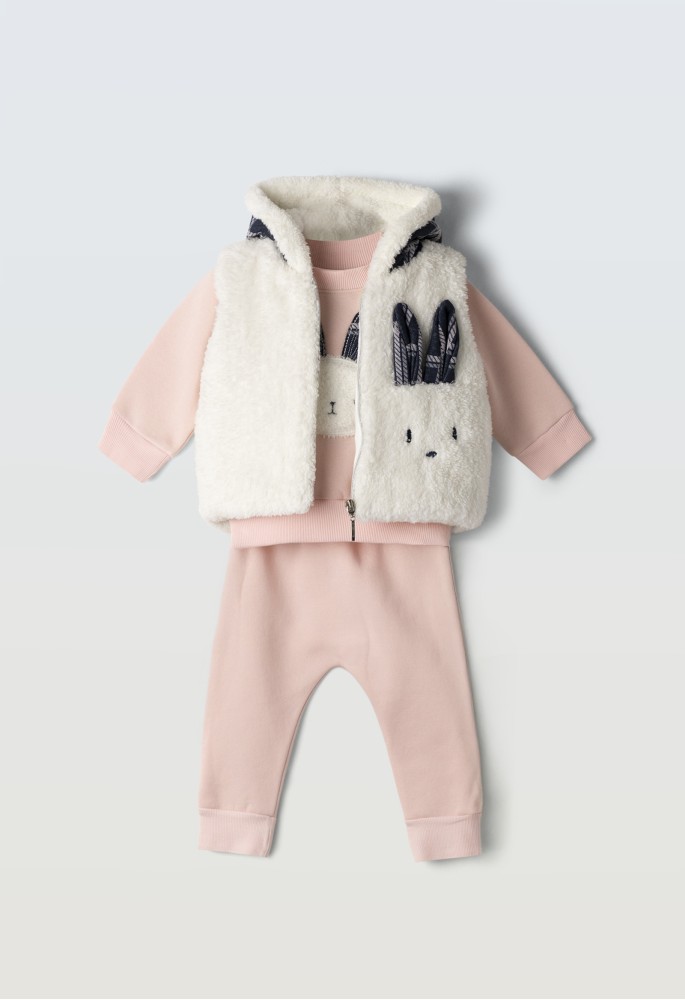 Εβίτα Σετ 3τμχ Γιλέκο - Μπλούζα - Παντελόνι Φόρμας Rabbit 243516 Ροζ Εβίτα Σετ 3τμχ Γιλέκο - Μπλούζα - Παντελόνι Φόρμας Rabbit 243516 Ροζ